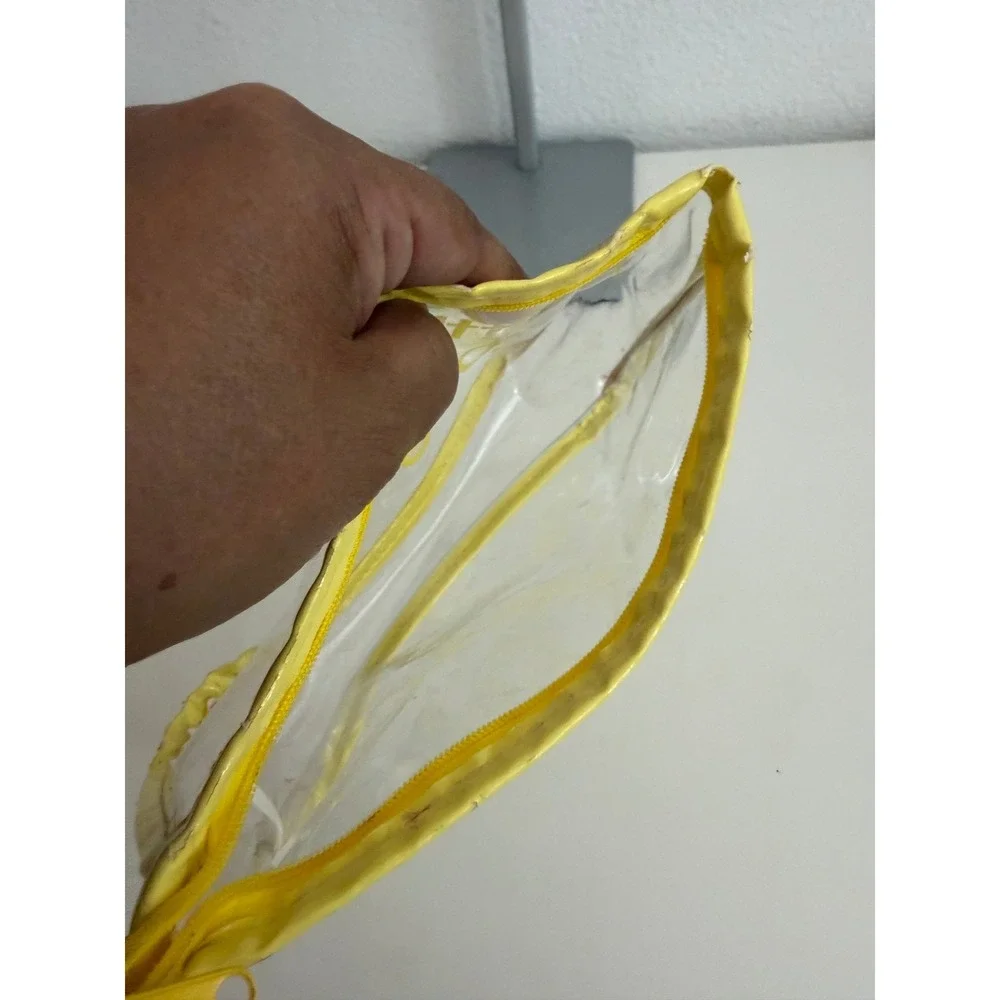 Little Beauty Bag Clear Vinyl Makeup Pouch Yellow Trim Zipper Travel Organizer‎